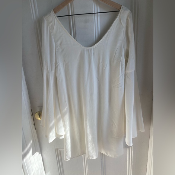 Audrey flared sleeve dress SZ S Brand new with tag - Picture 2 of 10